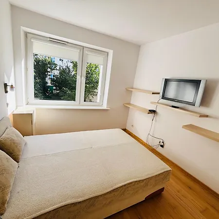 Aurora Apartment *